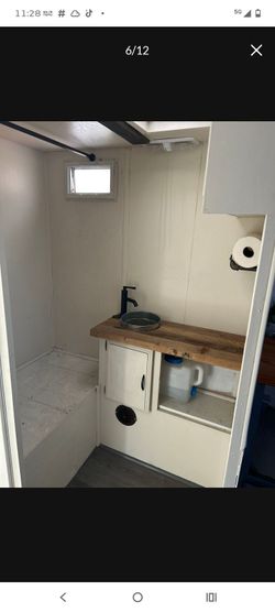 1984 awesome trailer looks like cabin in side