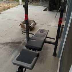 Weight Bench 