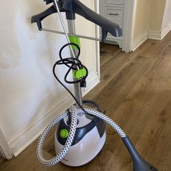 Clothes Steamer 