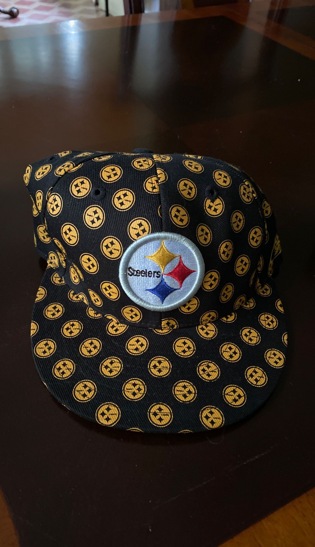 Brand New Pittsburgh Steelers Fitted Hat (Size 7.25)