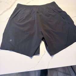 Lululemon zeroed in pace breaker and more