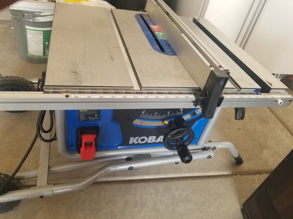 Kobalt 10 in carbide tipped blade 16 amps portable table saw for Sale