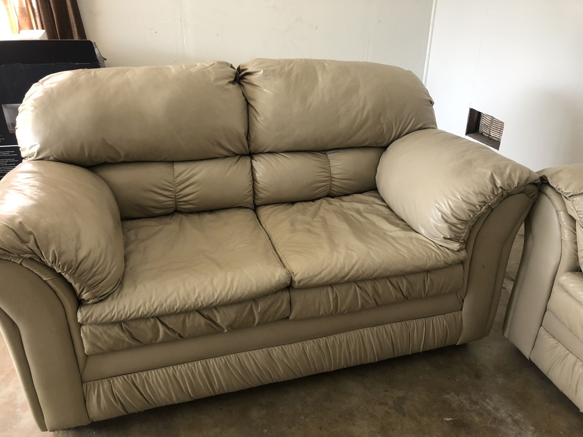 Beige Leather Couches for Sale in San Antonio, TX OfferUp