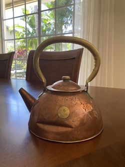 Copper antique kettle
