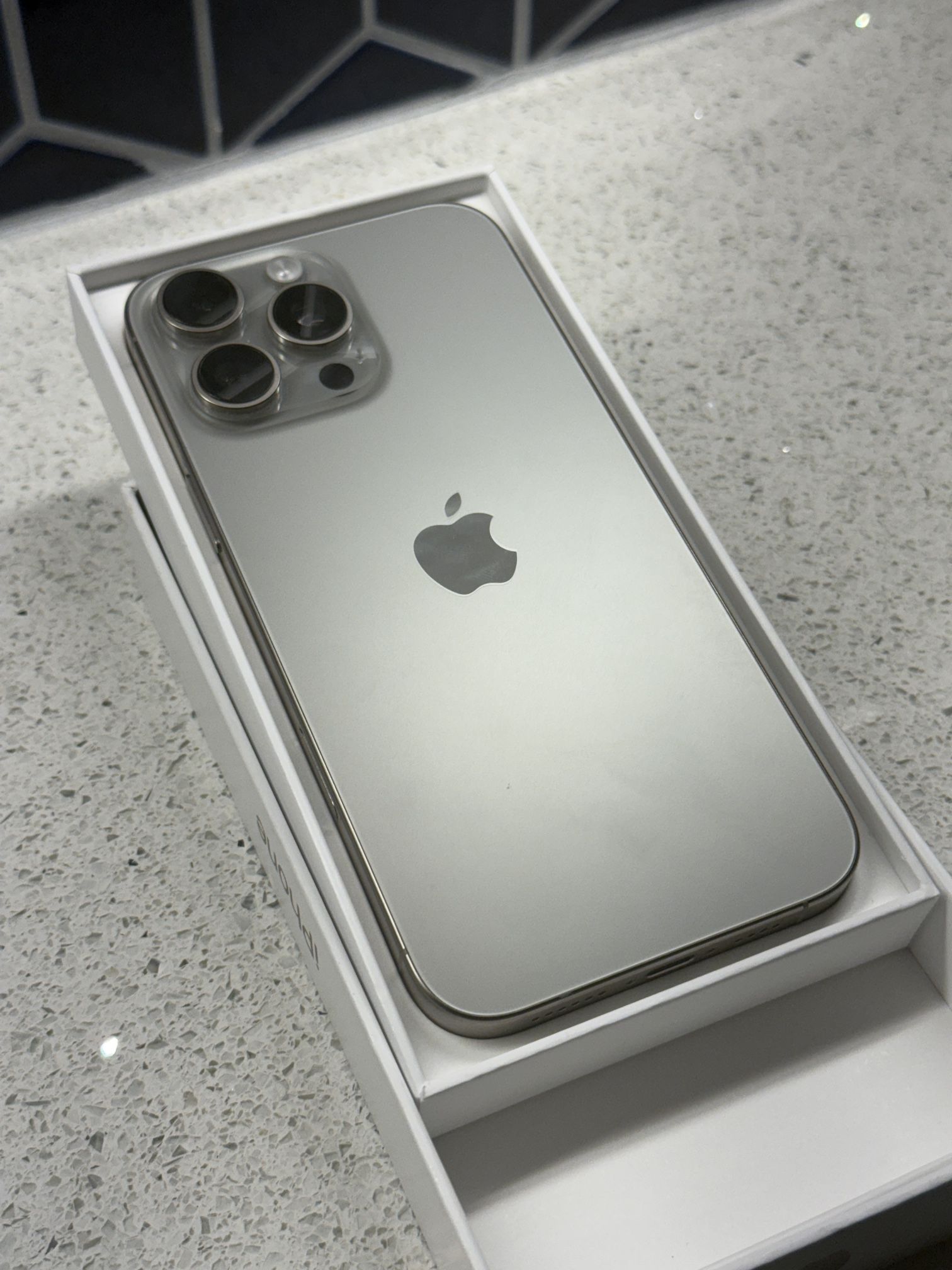 iPhone 16 Pro Max 256GB Unlocked. Finance Available!