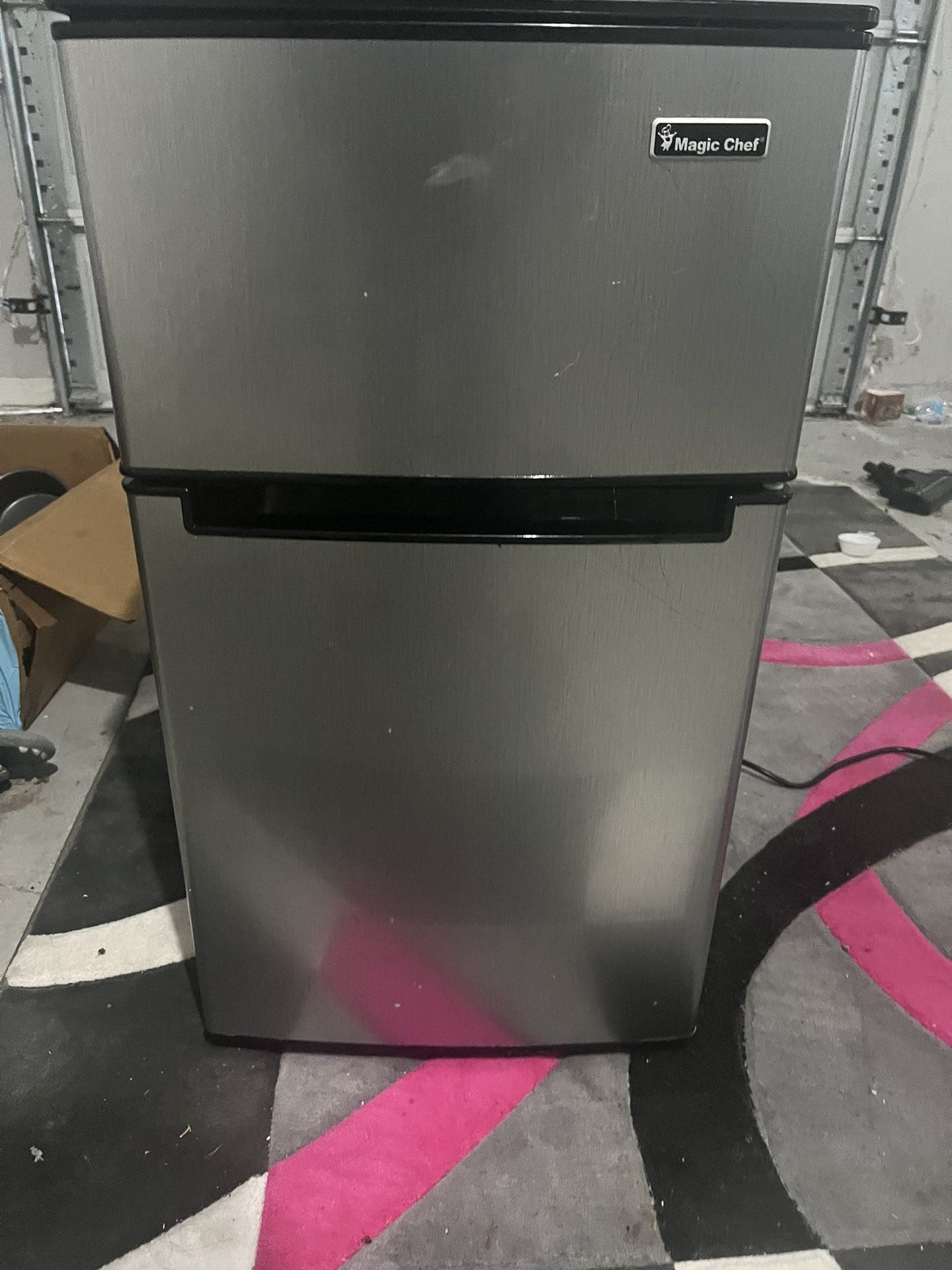 Magic Chef Mini Fridge
