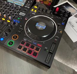 Pioneer DJ XDJ-XZ All-in-One DJ System works like brand new