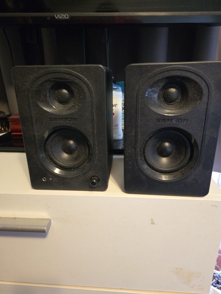 Speakers Samson