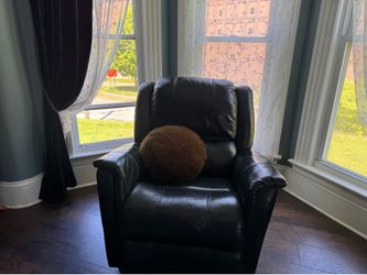 Blue leather couch and recliner for sale