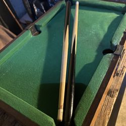 Miniature Pool Table For Kids Or Collectors