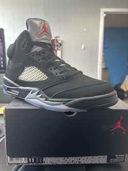 Black Metallic 5s Size 11