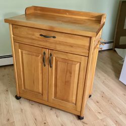 Vtg.All Wood Kitchen Storage Cabinet Rolling Utility Island 2 Doors Drawer Exceptional Craftsmanship 