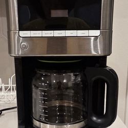 Braun 12 Cup  Coffee Maker 