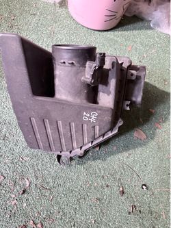 Cadillac Ct4/Ct5 air box parts
