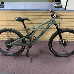 SPECIALIZED STUMP JUMPER Mountain Bike 