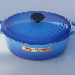 Vintage Lecreuset  Blue Oval #27  4 1/4 US Qt  Castv iron Pot and Lid MADE IN FRANCE 