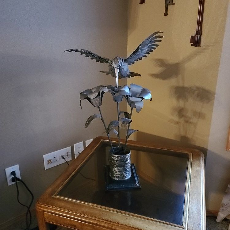 Scrap Metal Hummingbird Art