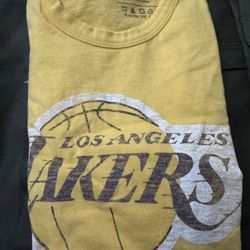 47 Lakers Shirt Size XL