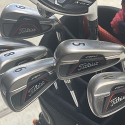 Titleist AP1 712 Iron Set