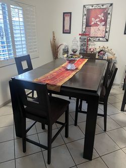 Wood Dinning Room Table with Bar