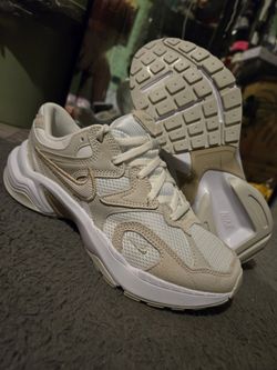 Women's Size 6 - AL8 Casual Sneakers 