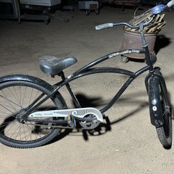 Beach cruiser bike