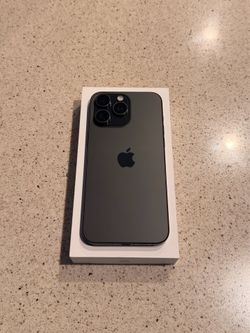 iPhone 15 pro max 256GB UNLOCKED