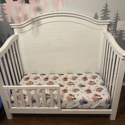  5-1 Convertible Crib/toddler Bed