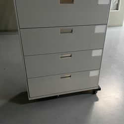 4 Drawer File Cabinet 
