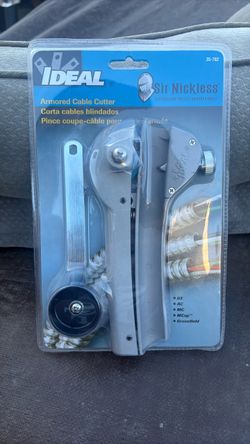 Armored cable cutter, roto-split
