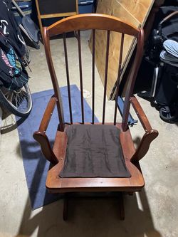 Rocking chair