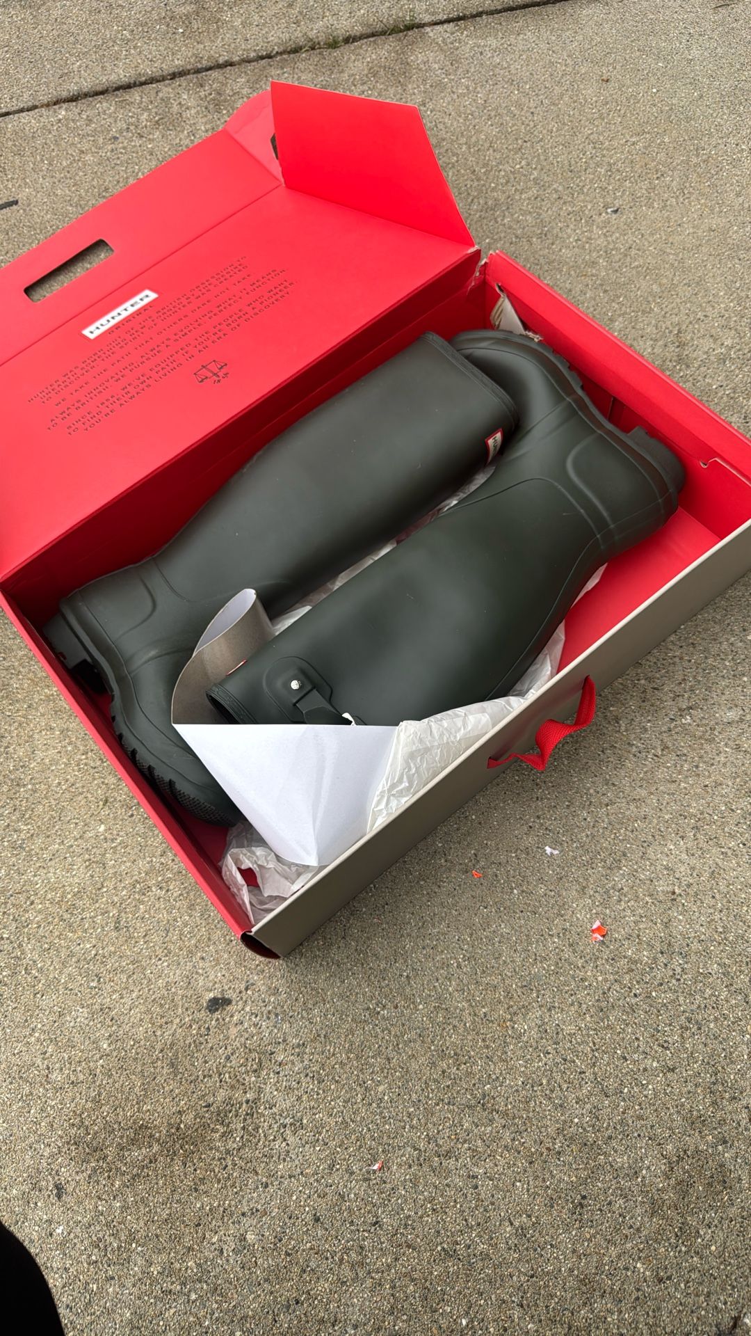 New (worn Once) Women’s Tall Hunter Rain Boots In Dark Olive Grew