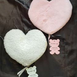 The creme shop teddy bag plush makeup bag