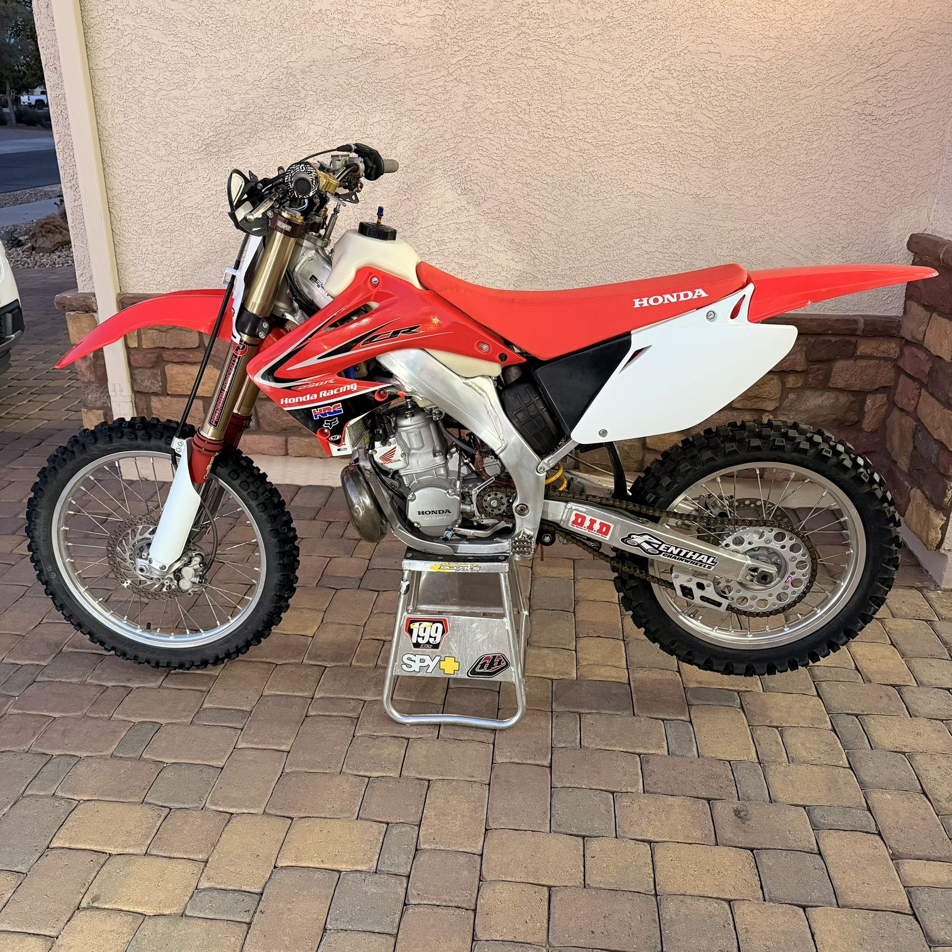 2004 Honda CR250