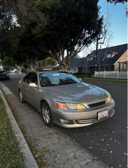 2001 Lexus ES 300