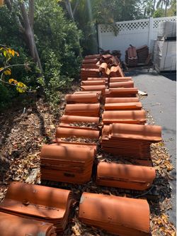 Large Lot Roof Tiles – Clay & Concrete – Multiple Styles (Contractor Deal)