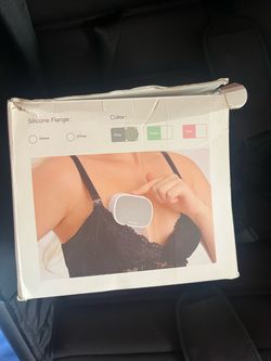 Momcozy S9 wearable breast pump
