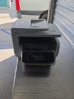 $125 HP PRINTER/FAX Copy/colored 