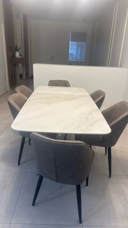 Juego de 6 Sillas Modernas de Comedor en Cuerina Gris /  Set of 6 Modern Gray Faux Leather Dining Chairs