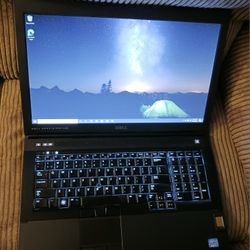 17.3 Inch Gaming Intel Quad Core i7-3740QM CPU 16 GB RAM 500 GB SSD DVDRW Webcam ATI HD 7800M  GPU WiFi Bluetooth Windows 10 Professional 