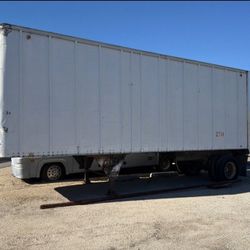 Semi Truck 27ft Trailer