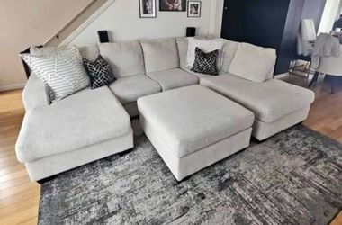 Modern Oversized Sectional Couch- Clean and Cozy
