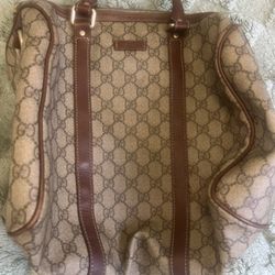 Authentic Gucci Classic Bag 