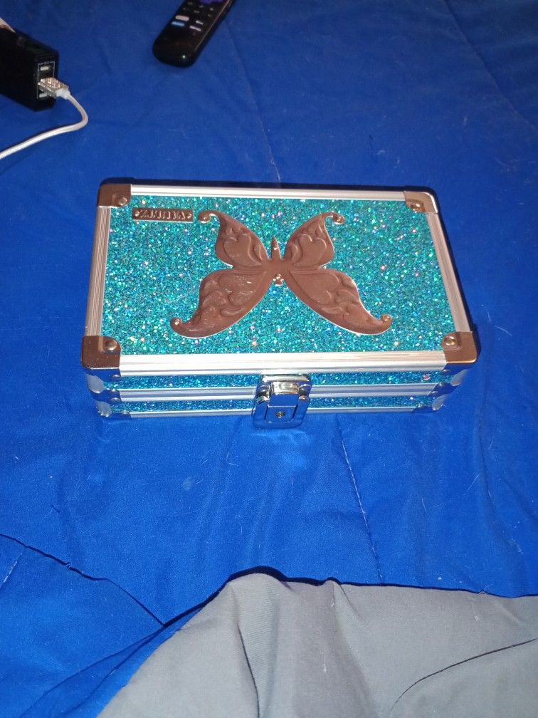 🩷 Lock Box - Butterfly - Still Available 