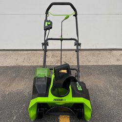 Greenworks 60V 20" Cordless Battery Single-Stage Snow Blower w/ 5.0Ah Bat & Charger. Feel free 2 msg 