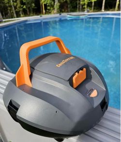 Cordless Pool Vaccum