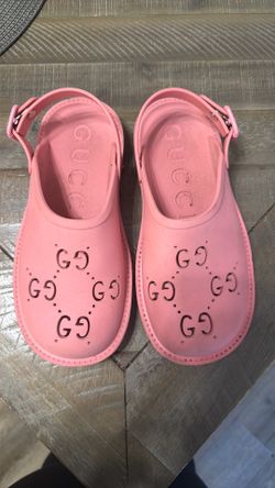 Girls Gucci crocs
