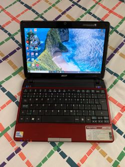 11.6”inch Intel Core 2 Acer Laptop, 160GB Hard Drive, 3GB RAM, HDMI, SD Card Reader And a WebCam.