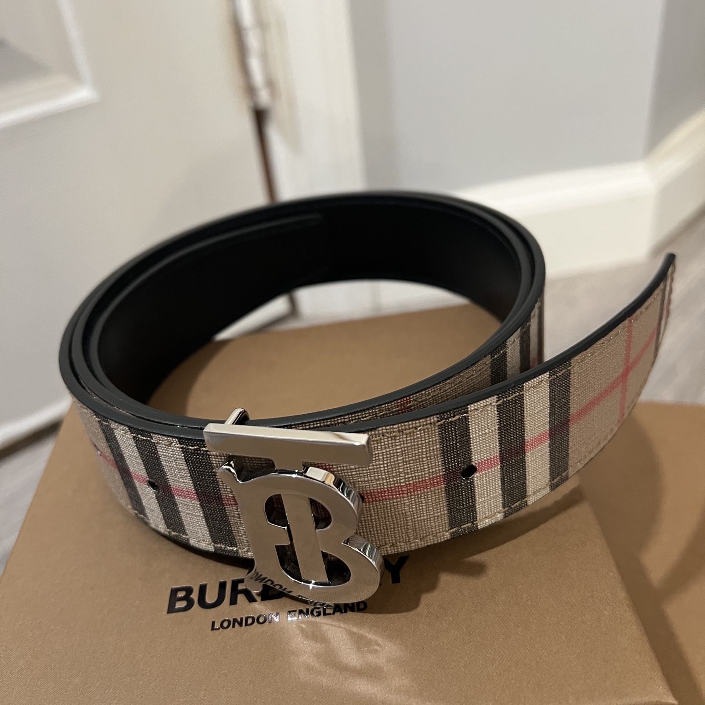 Burberry Belt Size 36 Fit Like A 32 for Sale in Penn Hills, PA