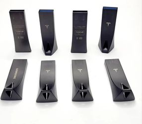 Used OEM Tesla USB Flash Drives – 128GB